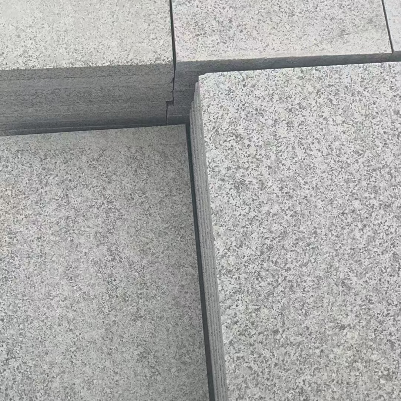 湛江芝麻白地铺石石材厂家